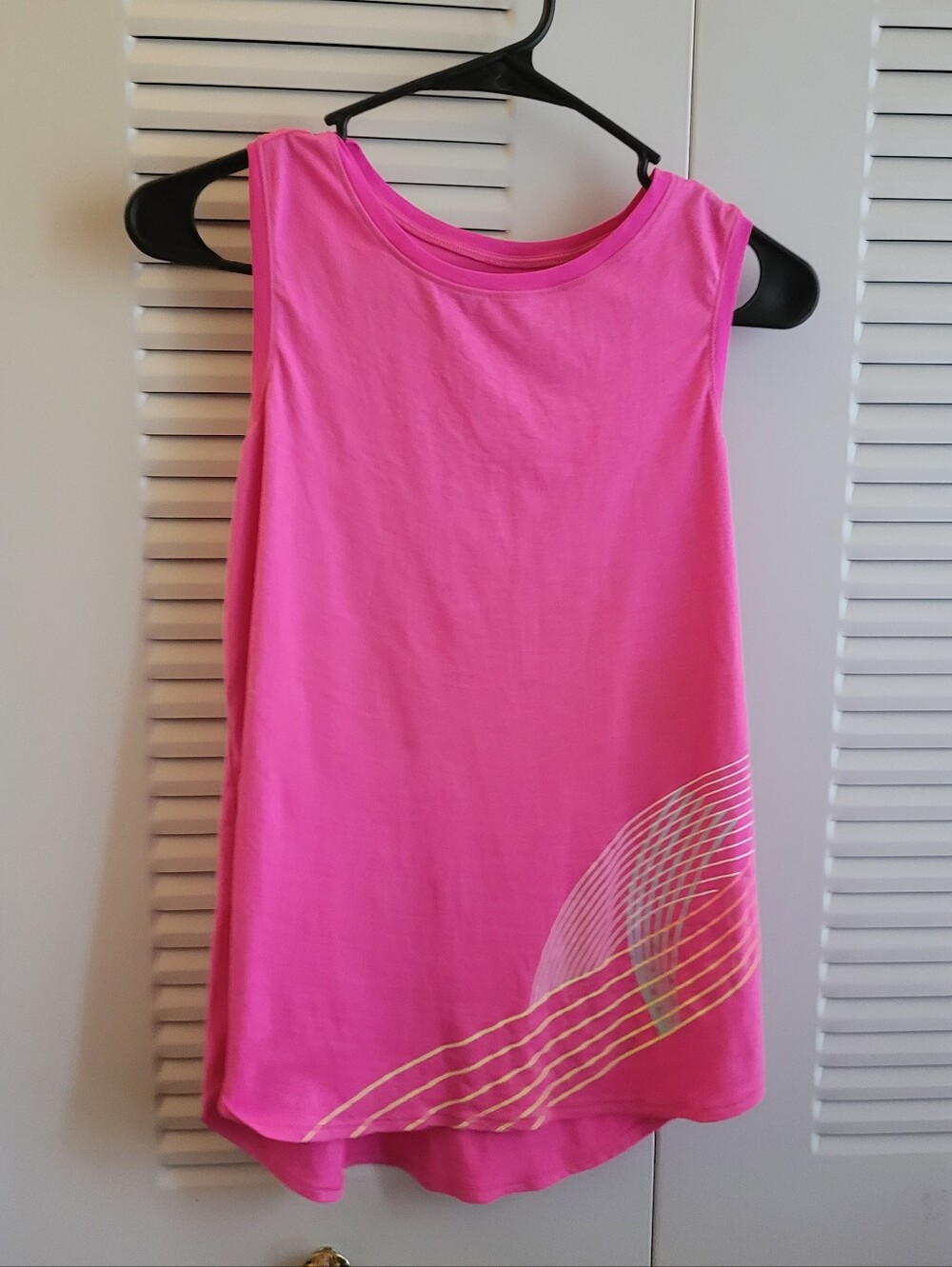 SO Hot Pink Sleeveless Tank with Wave Graphic